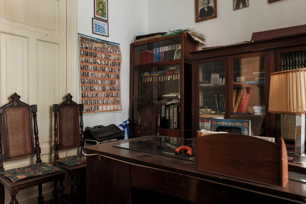 Filopappou Home Athena Bagian luar foto