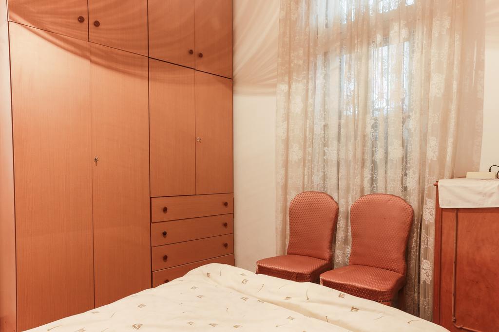 Filopappou Home Athena Bagian luar foto